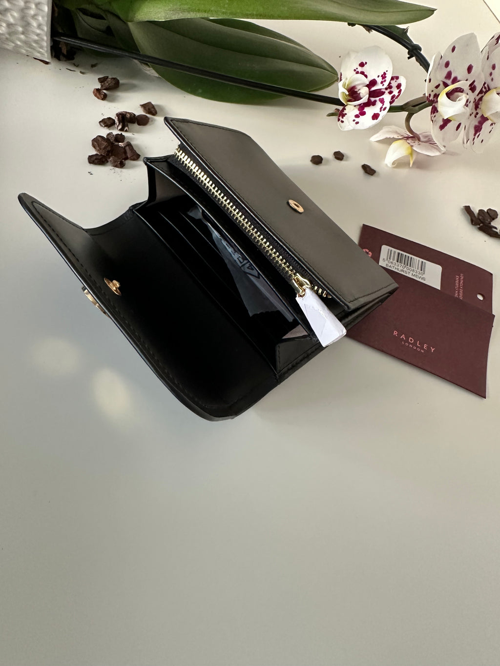 Radley Bathurst Mews Small black Leather