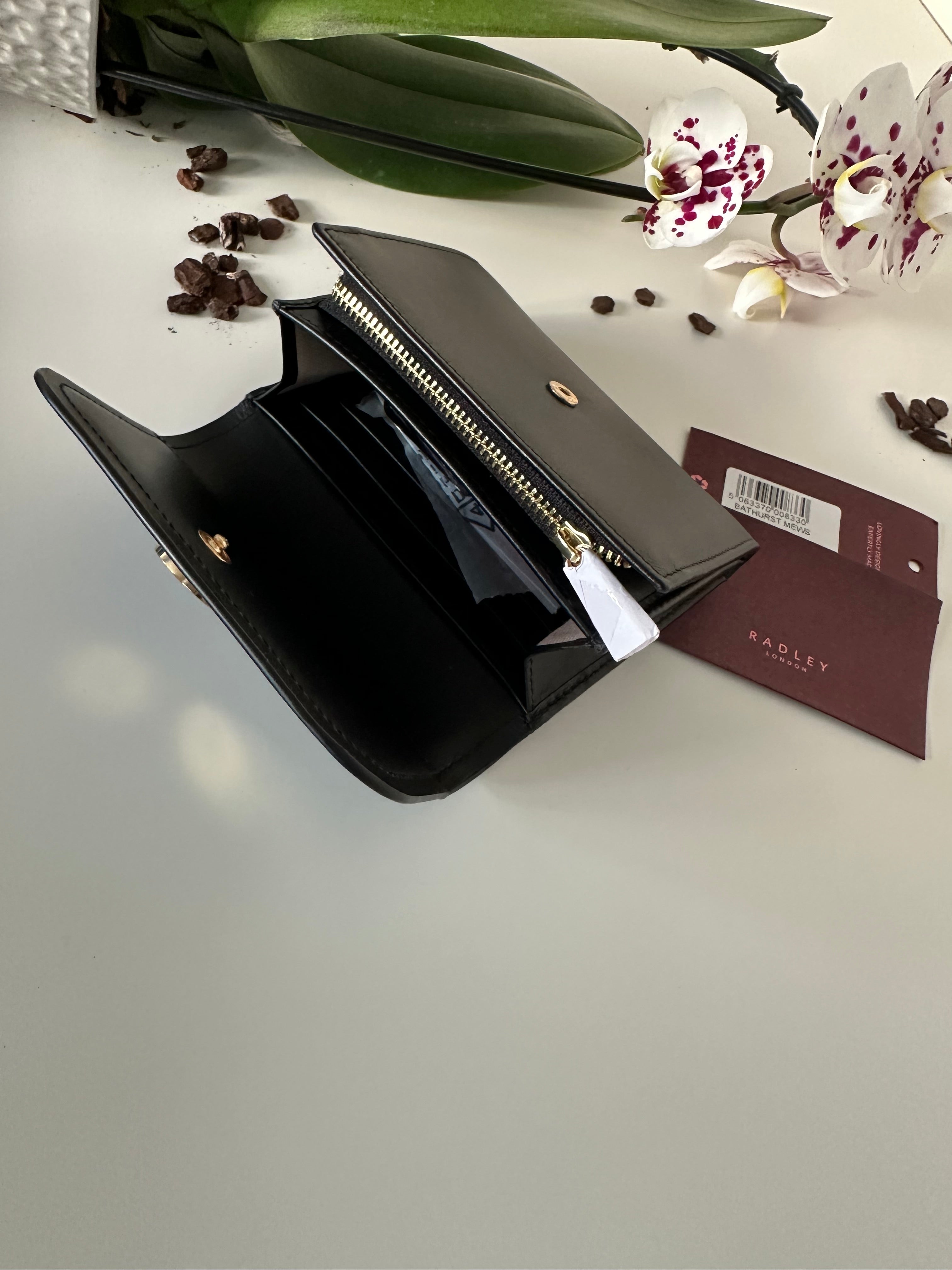 Radley Bathurst Mews Small black Leather