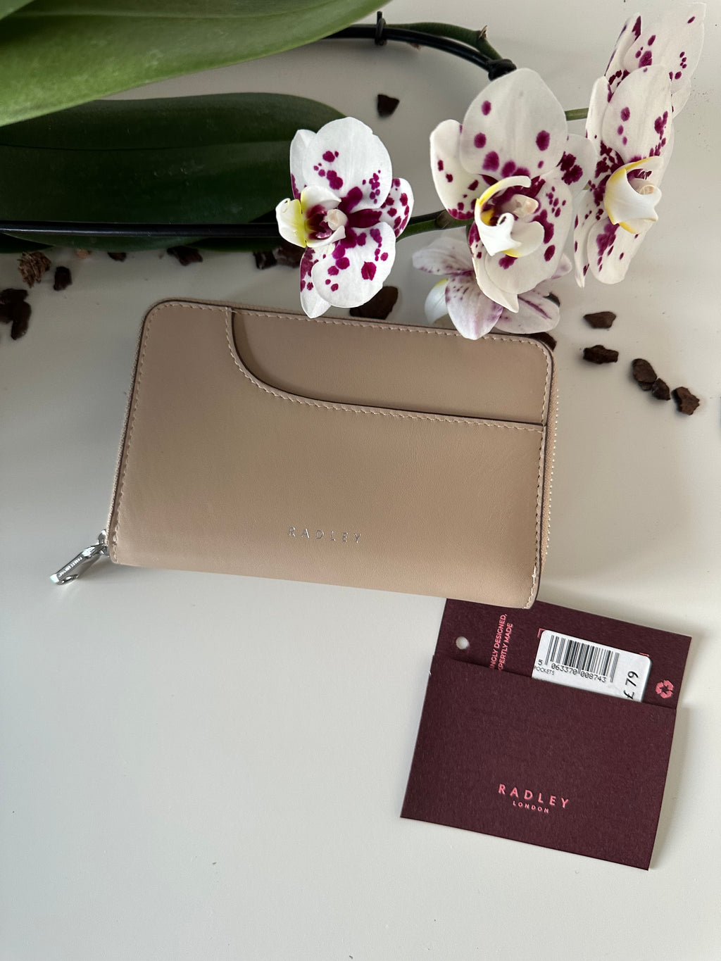 Radley Pockets Medium cream Leather