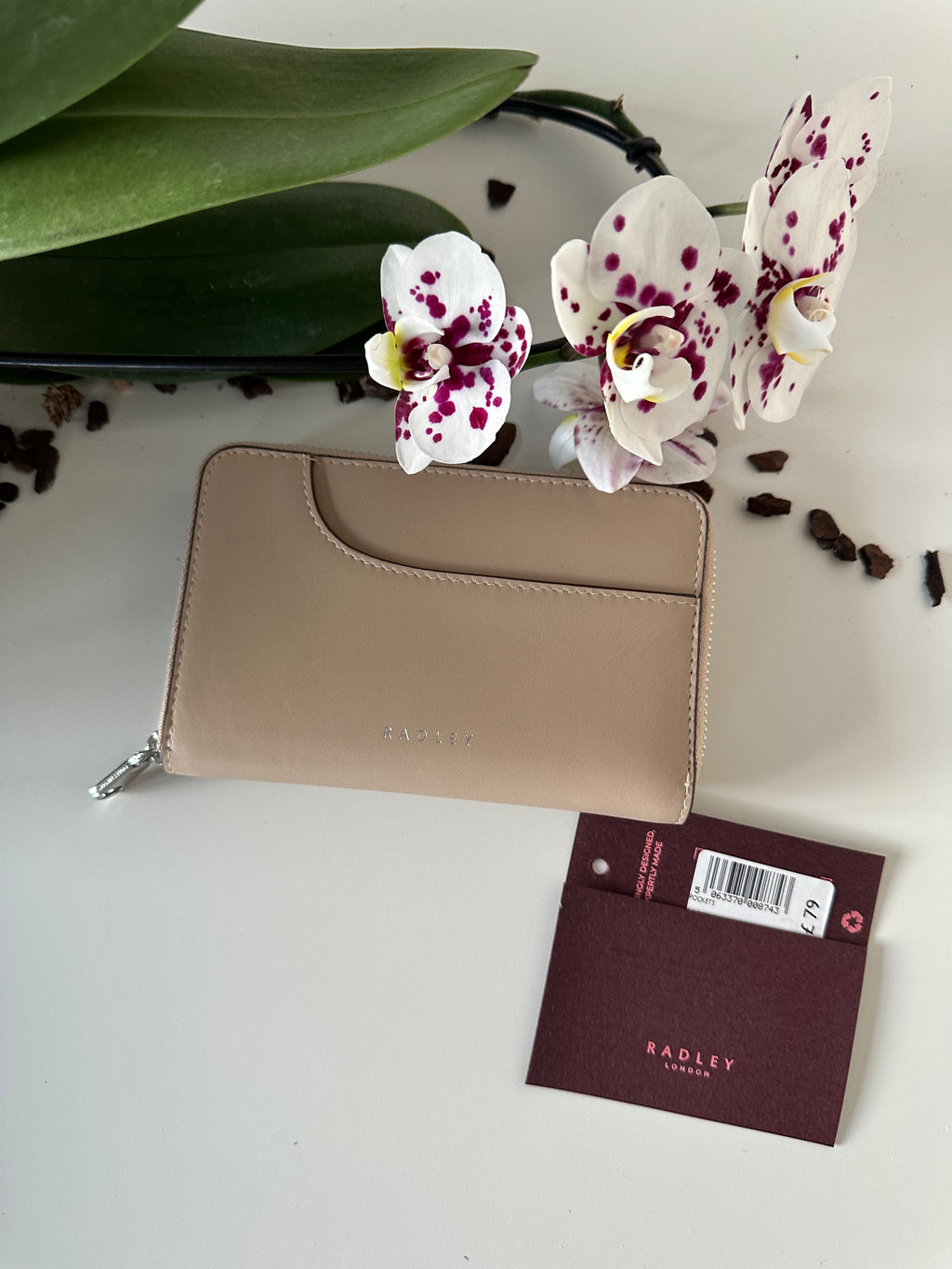 Radley Pockets Medium cream Leather