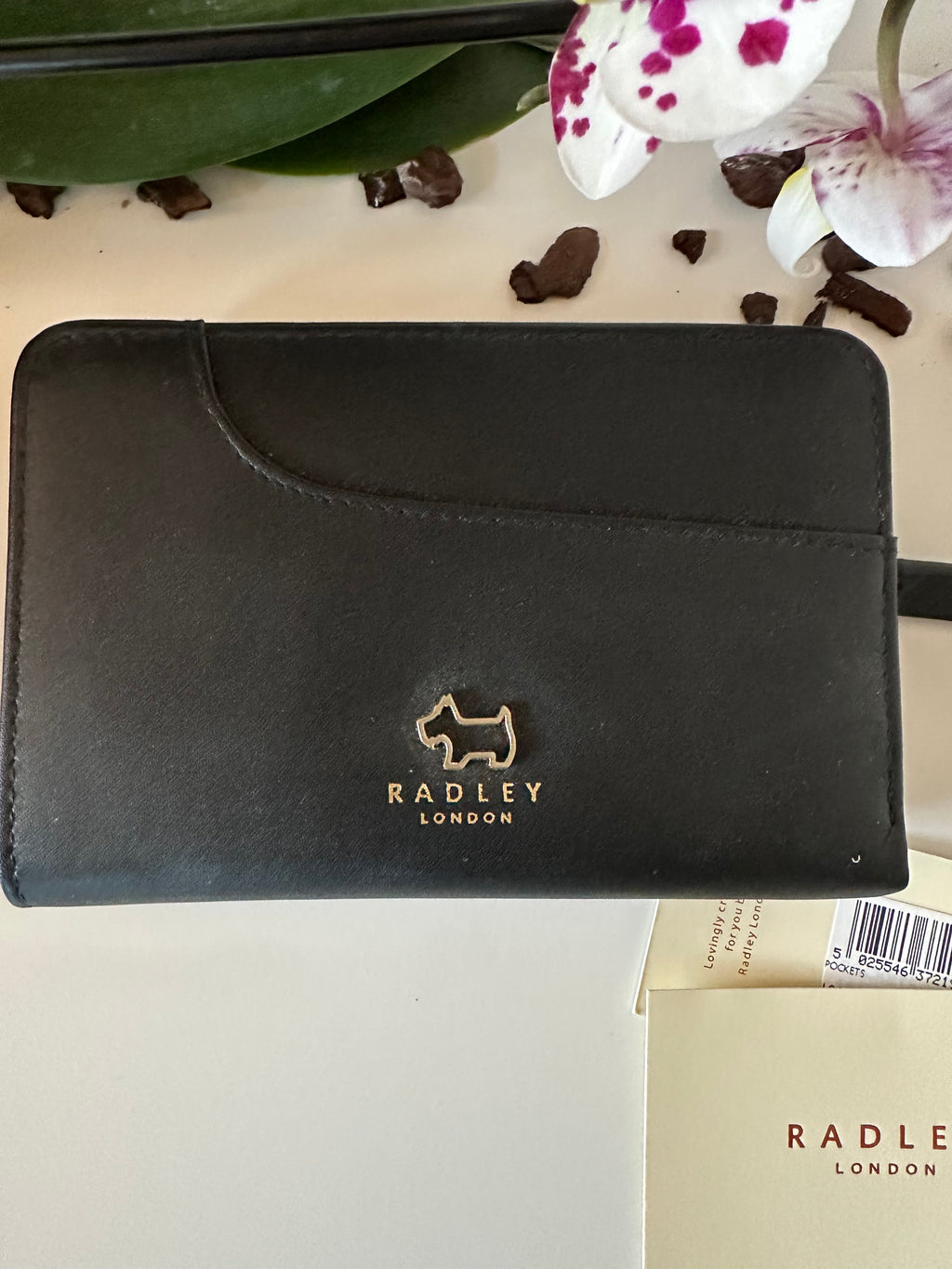 Radley Pockets Medium Black Leather