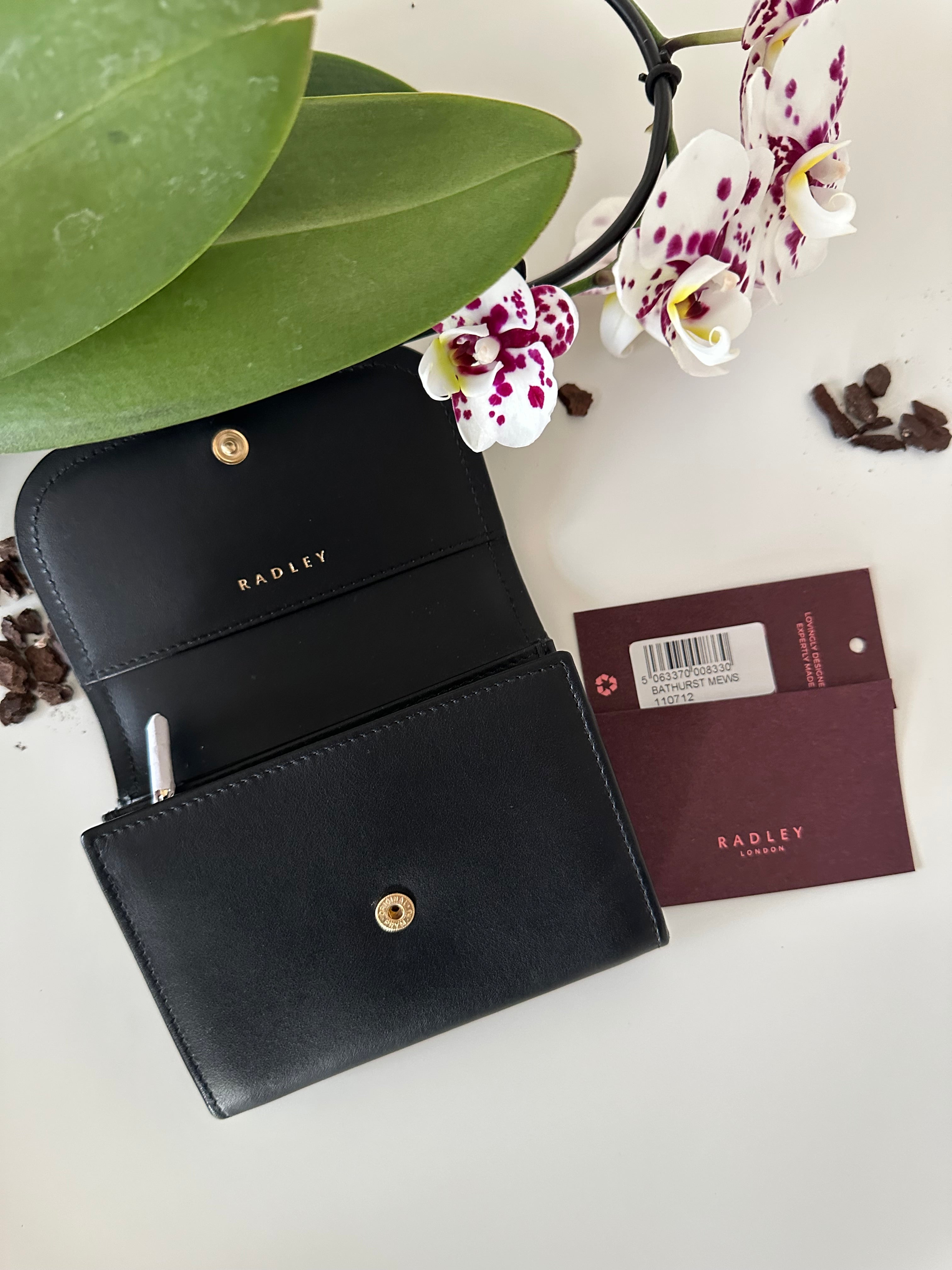 Radley Bathurst Mews Small black Leather