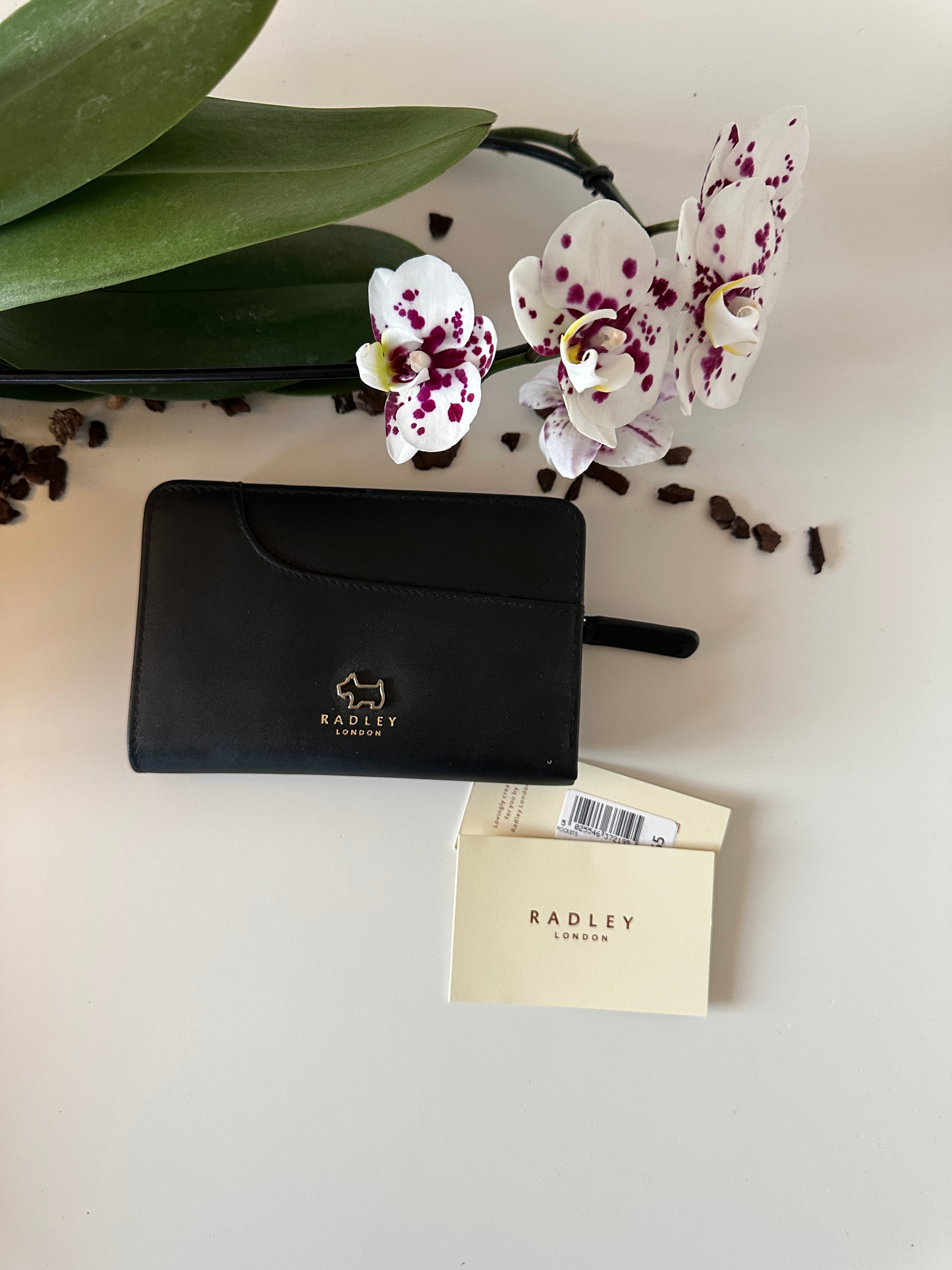 Radley Pockets Medium Black Leather